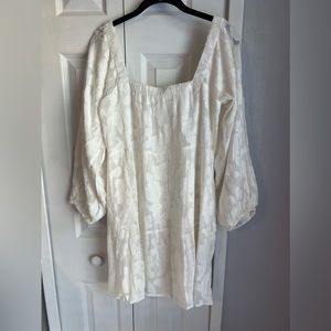 En Crème White Lace Dress- size Medium